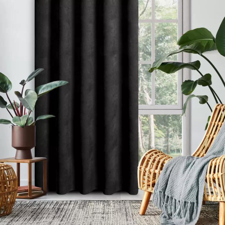 Zasłona czarna z tkaniny welurowej 70x220 cm szerokość po zmarszczeniu fala 1:1,5 Dora