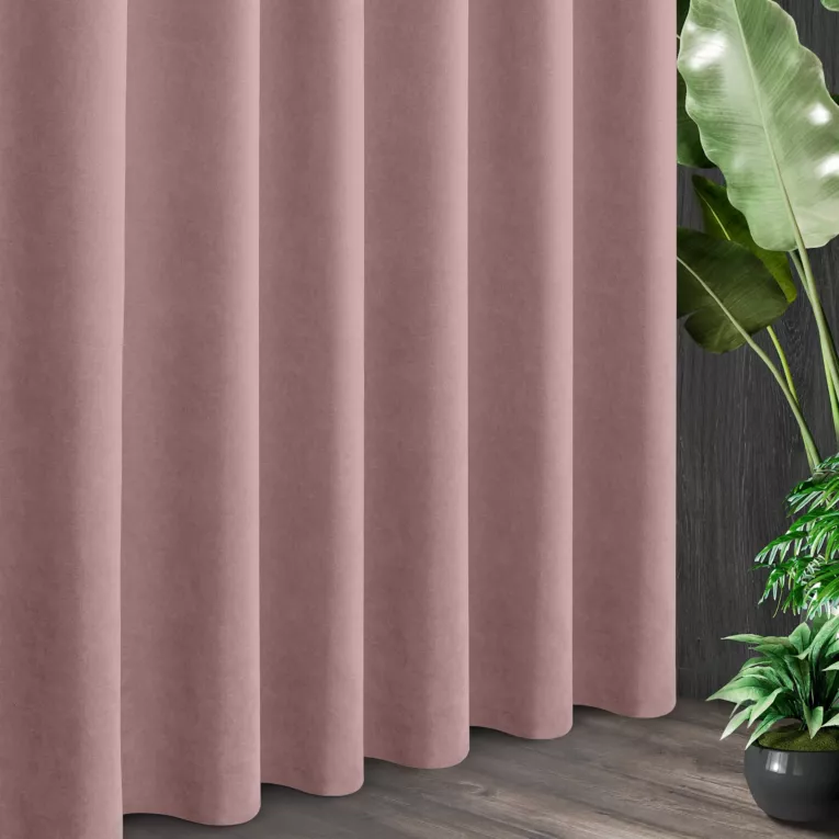 Tkanina zasłonowa o miękkim zamszowym chwycie ze strukturalnym wzorem