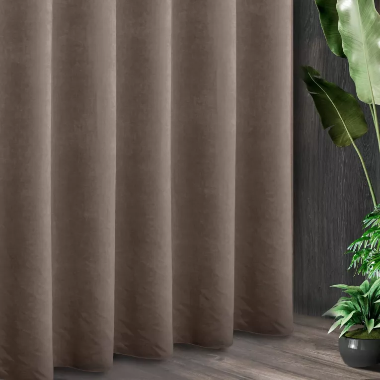 Tkanina zasłonowa ADORE gładka i miękka w dotyku o welurowej strukturze
