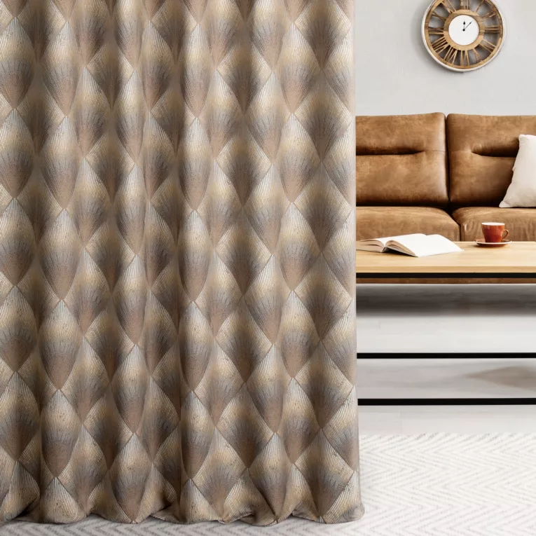 Zasłona szyta na taśmie 5 cm beżowo niebieska z tkaniny w elegancki geometryczny wzór z błyszczącą nicią