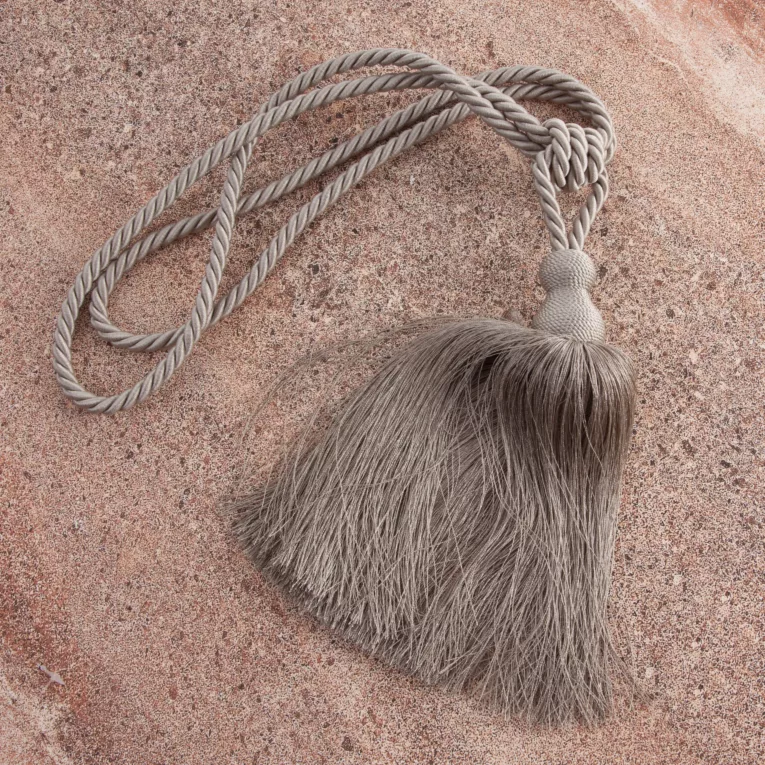 Dekoracyjny sznur do upięć DIANA z ozdobnym chwostem