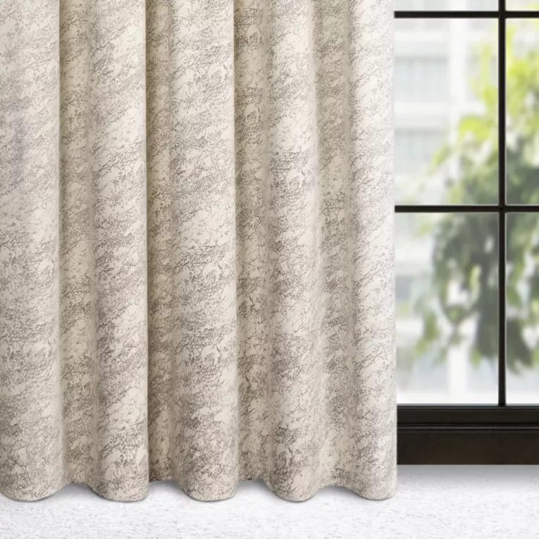 Zasłona kremowa ze wzorem marmurku z welwetu 140x270 cm taśma - RIVA