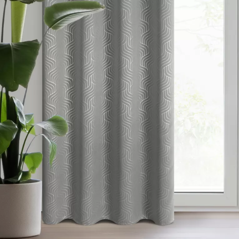 Zasłona srebrna z tkaniny typu - BLACKOUT 140x250 cm przelotka - OLETA