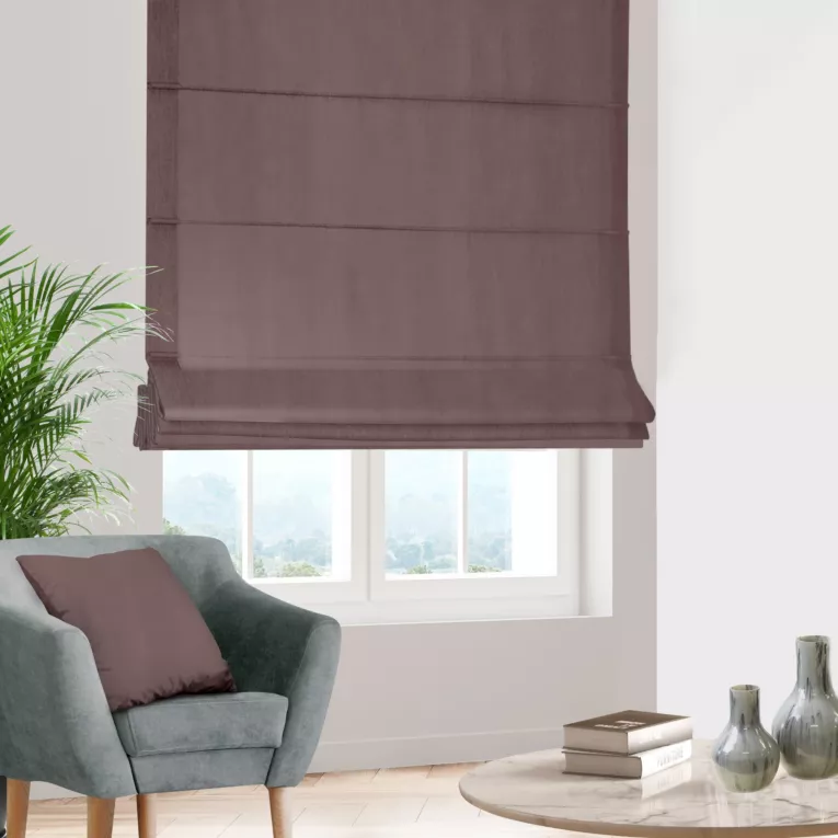 Roleta rzymska ciemnofioletowa z miękkiej półmatowej tkaniny welwetowej
