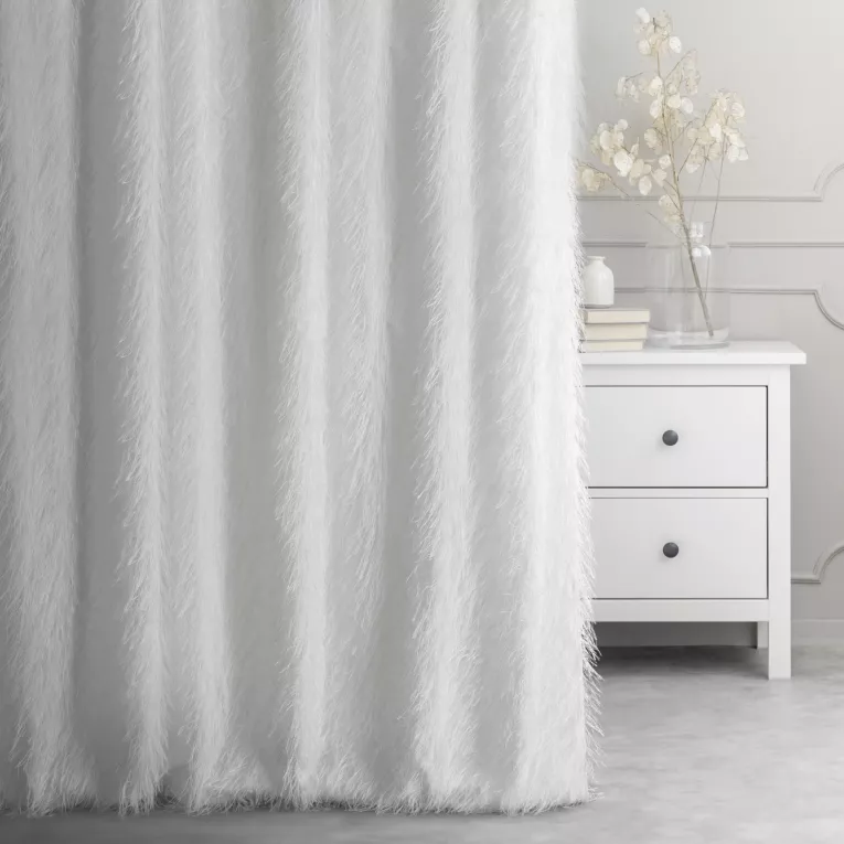 Zasłona szyta na taśmie 5 cm RAVENA kremowa z puszystej tkaniny w zwiewne frędzle Italissima Eva Minge