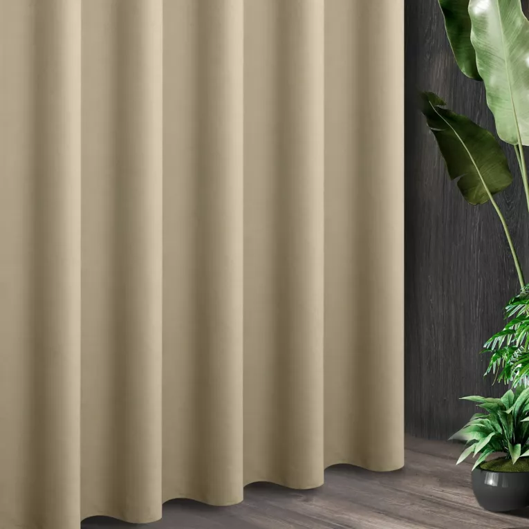 Tkanina zasłonowa ADORE gładka i miękka w dotyku o welurowej strukturze