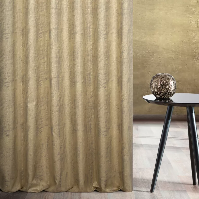 Zasłona szyta na taśmie 5 cm złoto popielata z lekko usztywnianej tkaniny z przecieranym wzorem