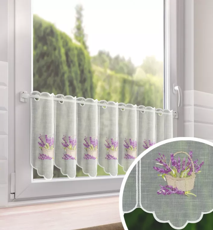 Tkanina firanowa zazdrostka z etaminy zdobiona haftem lawendy