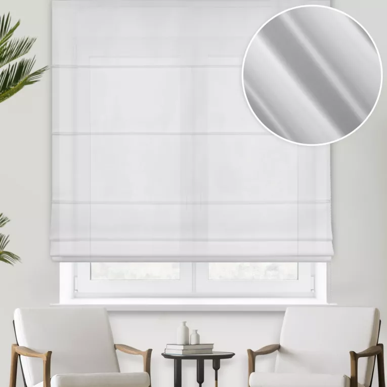 Roleta rzymska kremowa półprzezroczysta, z tkaniny typu żorżeta o niestandardowej wysokości 340cm, wykończona obciążnikiem