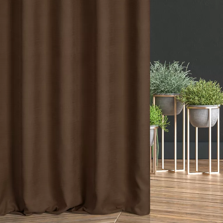 Zasłona szyta na taśmie 5 cm ciemnobrązowa z miękkiej, matowej tkaniny w drobny geometryczny wzór