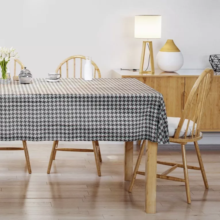 Obrus szyty naturalno czarny z grubej welwetowej tkaniny w elegancki geometryczny wzór Italissima Eva Minge