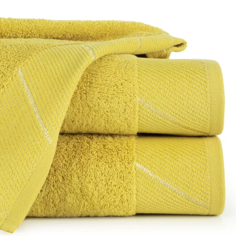 Ręcznik kąpielowy 50x90 cm bawełniany kolor musztardowy z błyszczącą bordiurą 485 g/m2 EVITA
