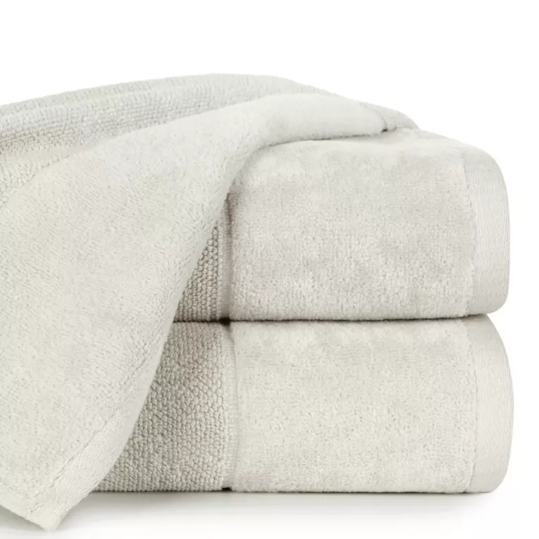 Ręcznik do rąk 30x50 cm bawełniany kolor kremowy zdobiony welwetową bordiurą  500 g/m2 FERO