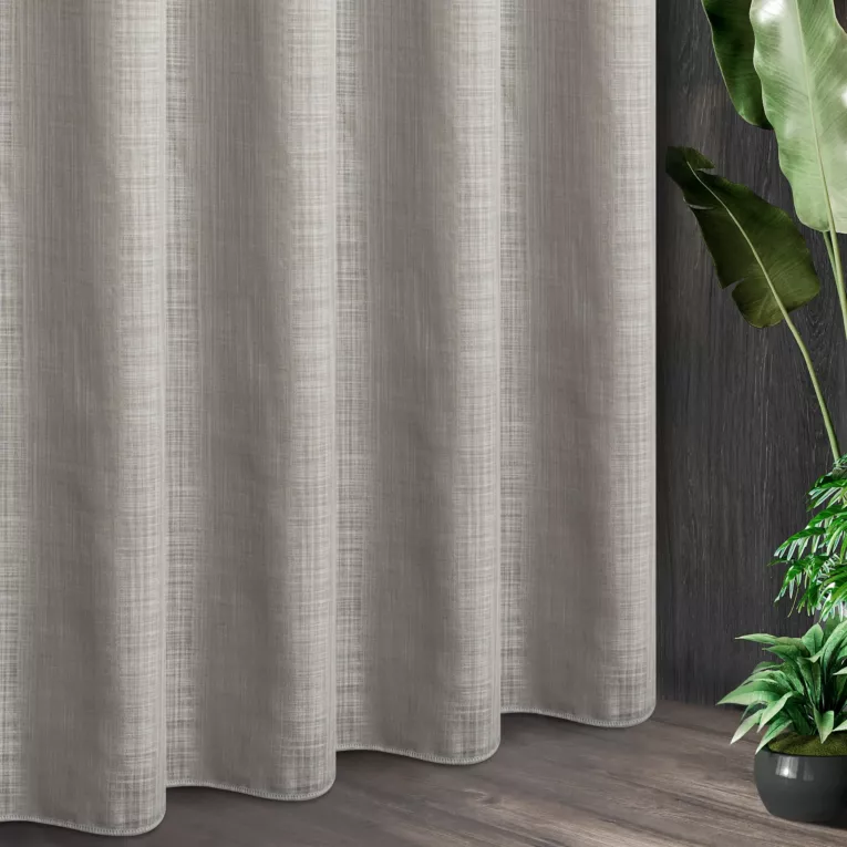 Tkanina firanowa gładka  etamina  o gęstym splocie zakończona szwem obciążającym