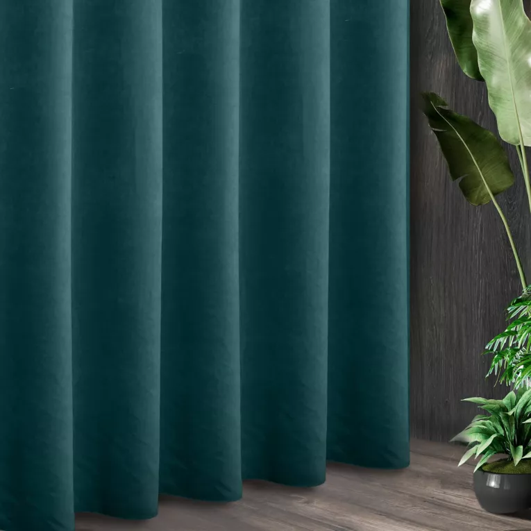 Tkanina zasłonowa ADORE gładka i miękka w dotyku o welurowej strukturze