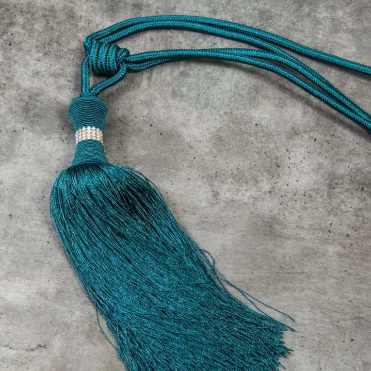 Dekoracyjny sznur do zasłon SUSANE upinacz z chwostem i drobnymi kryształkami