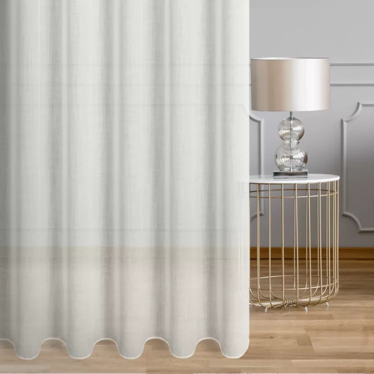 Firana szyta na taśmie 5 cm kremowa z delikatnej matowej etaminy o niestandardowej wysokości 360cm, wykończona obciążnikiem