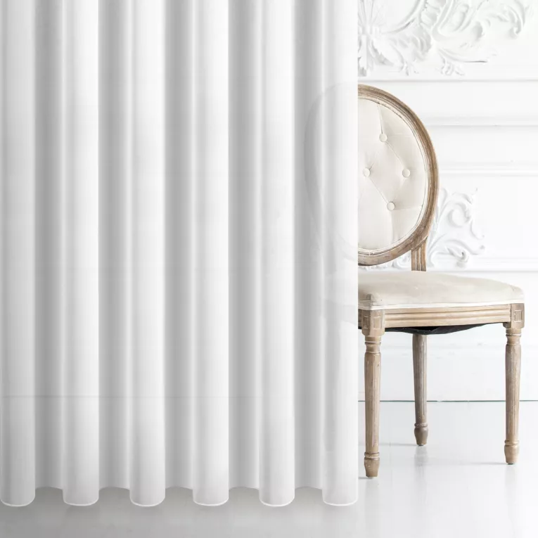 Firana szyta na taśmie 5 cm GENEVA naturalna z delikatnej w dotyku, gęsto tkanej, matowej krepy, wykończona obciążnikiem