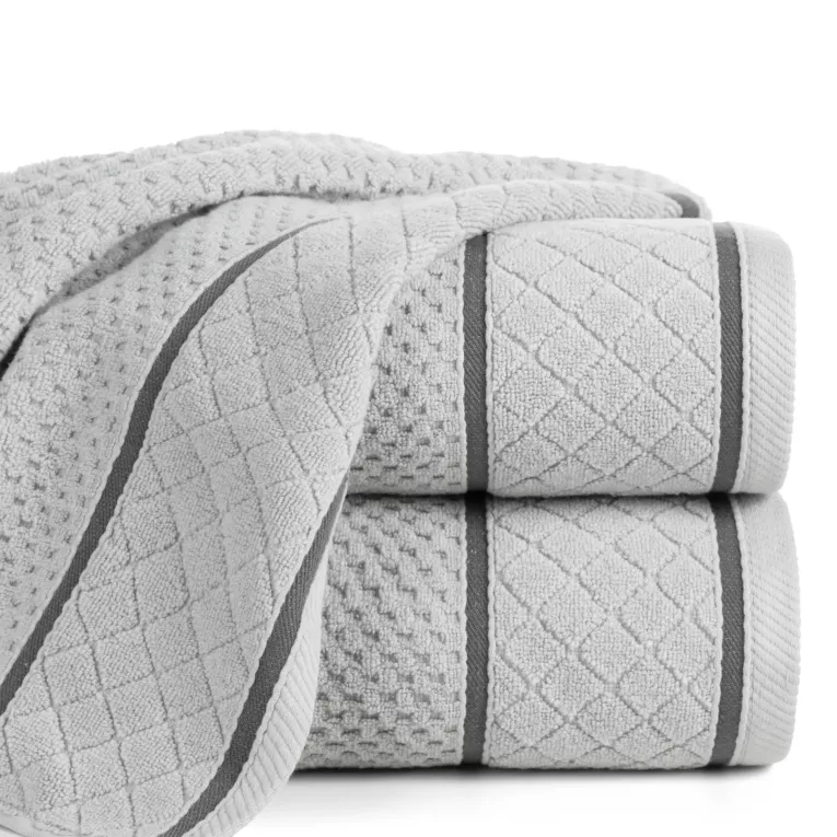 Ręcznik do rąk 30x50 cm bawełniany kolor srebrny o strukturze krateczki z ozdobną bordiurą 500 g/m2 FAVORI