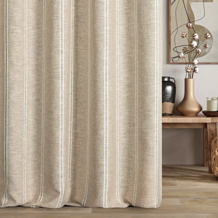 Zasłona szyta na przelotkach beżowa z tkaniny z dodatkiem lnu zdobionej pasami