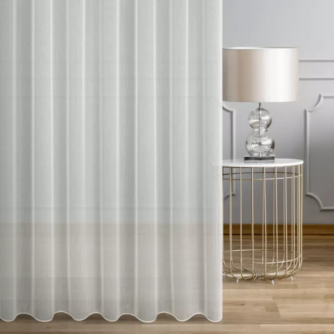 Firana szyta na taśmie 5 cm naturalno kremowa z półmatowej tkaniny z efektem deszczyku, wykończonej obciążnikiem