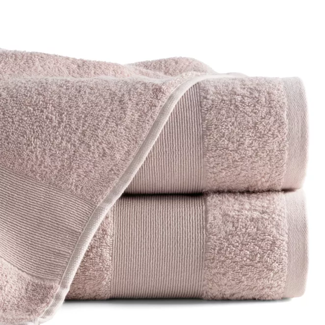 Ręcznik do rąk 30x50 cm bawełniany kolor pudrowy z ozdobną błyszczącą bordiurą 500 g/m2 ZOJA