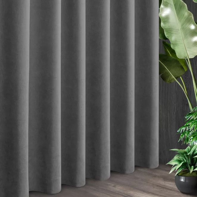 Tkanina zasłonowa o miękkim zamszowym chwycie ze strukturalnym wzorem z kolekcji Pierre Cardin