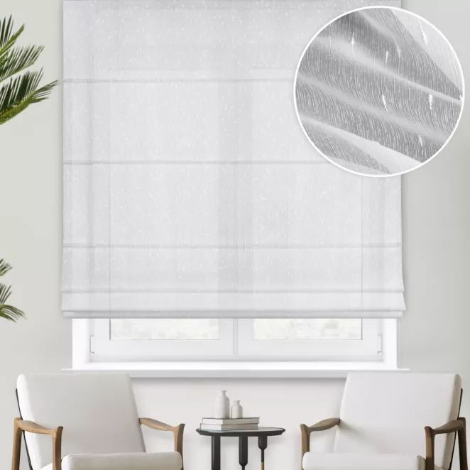 Roleta rzymska VANITA biała lekko połyskująca z efektem pogrubionynych nici, wykończona obciążnikiem
