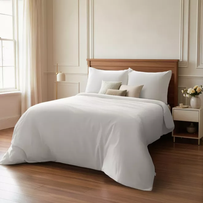 Pościel 220x200 cm komplet 3 częściowy gładka z makosatyny bawełnianej kolor biały DELIA Reina Line