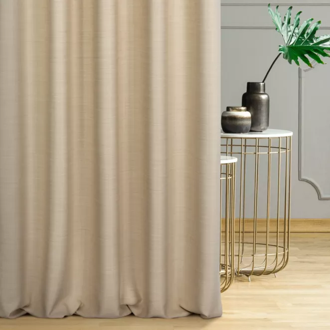 Zasłona szyta na taśmie 5 cm beżowa z miękkiej tkaniny o naturalnym splocie w stylu ekologicznym