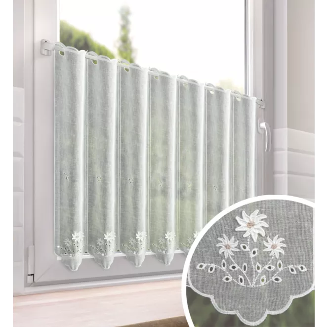 Tkanina firanowa zazdrostka zdobiona haftem w drobne kwiaty