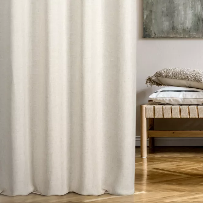 Zasłona szyta na taśmie 5 cm jasnobeżowa z tkaniny o naturalnym splocie z dodatkiem lnu