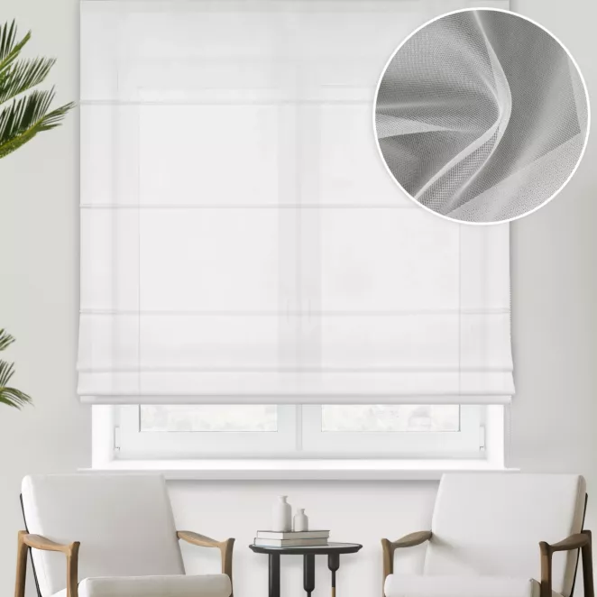 Roleta rzymska kremowa z supermiękkiej tkaniny o perłowym połysku, wykończona obciążnikiem