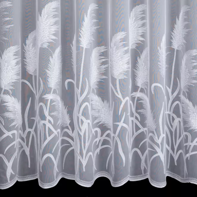 R202/1 Firana szyta na taśmie 5 cm biała z tkaniny typu ADEN z efektem delikatnego deszczyku, zdobiona oryginalnym haftem Pierre Cardin