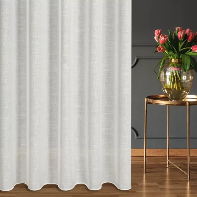 Firana szyta na taśmie 5 cm naturalna z delikatnej etaminy wykończonej obciążnikiem