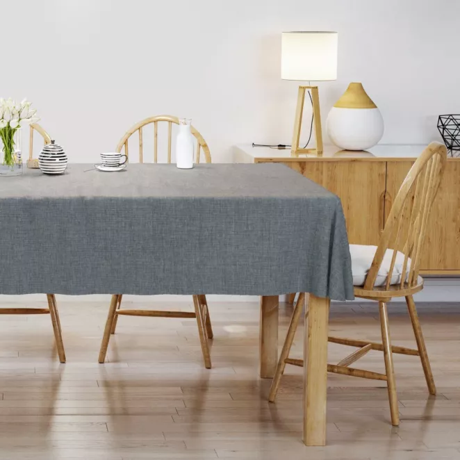 Obrus szyty niebieski z szenilowej tkaniny z dodatkiem połyskującej nici