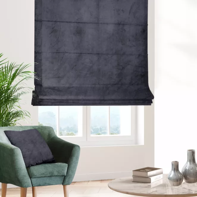 Roleta rzymska WALDO czarna ze szlachetnej grubej tkaniny welwetowej o gramaturze 400g/m2