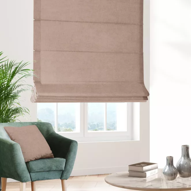 Roleta rzymska DORA - HIT ciemnoróżowa z miękkiej tkaniny o welurowej strukturze