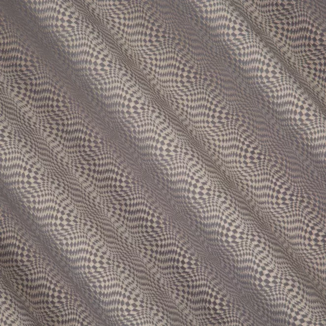 R194/2 Zasłona szyta na taśmie 5 cm srebrno złocista z miękkiej tkaniny z delikatnym połyskiem i geometrycznym wzorem Pierre Cardin