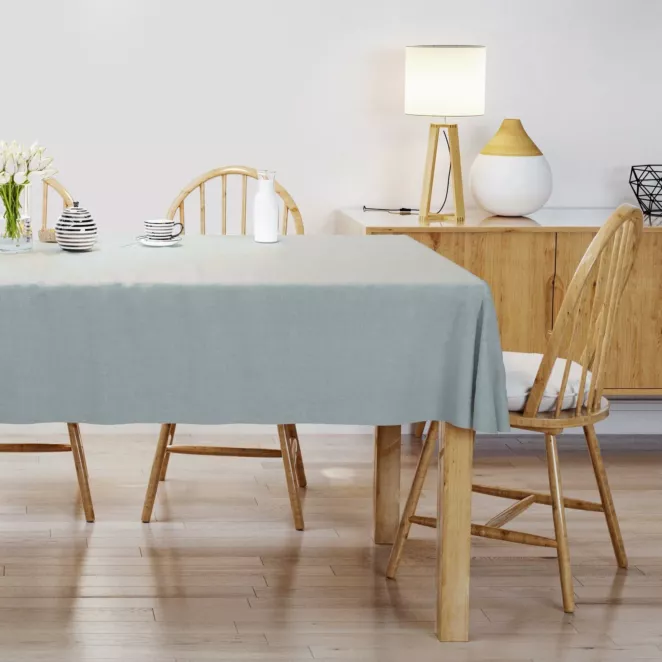 Obrus szyty niebieski z gładkiej, przyjemnej w dotyku tkaniny z efektem melanżu