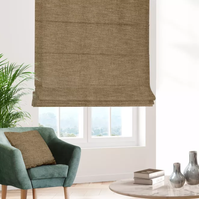 Roleta rzymska miodowa tkanina o naturalnym charakterze z efektem melanżu