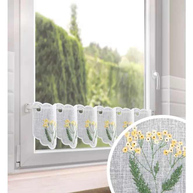 Tkanina firanowa zazdrostka zdobiona haftem roślinnym