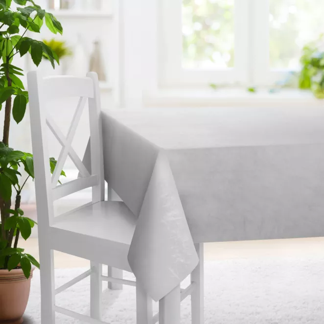 Obrus szyty WALDO kremowy ze szlachetnej grubej tkaniny welwetowej o gramaturze 400g/m2