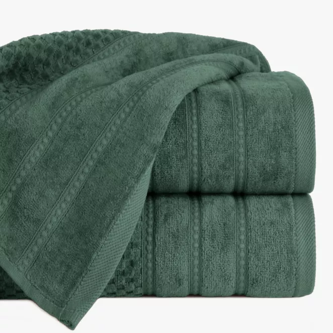 Ręcznik kąpielowy 50x90 cm bawełniany kolor zielony z ozdobną bordiurą w paseczki 500 g/m2 ADORE
