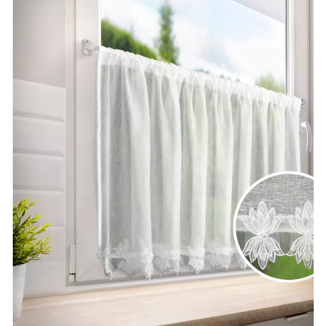 Zazdrostka z matowej etaminy zdobiona gipiurą