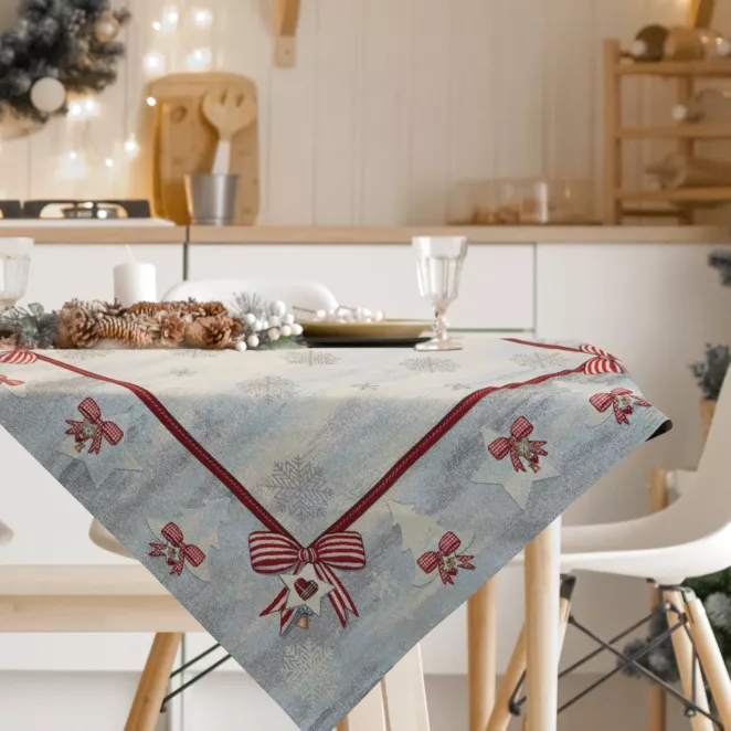 Obrus popielato, srebrny 100x100 cm gobelinowy z mieszanki włókien zdobiony wzorem świątecznym