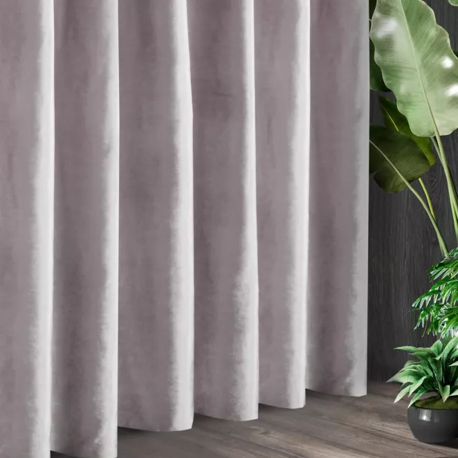 Tkanina zasłonowa gładka, miękka, welwetowa, z wyraźnym połyskiem z kolekcji Eva Minge