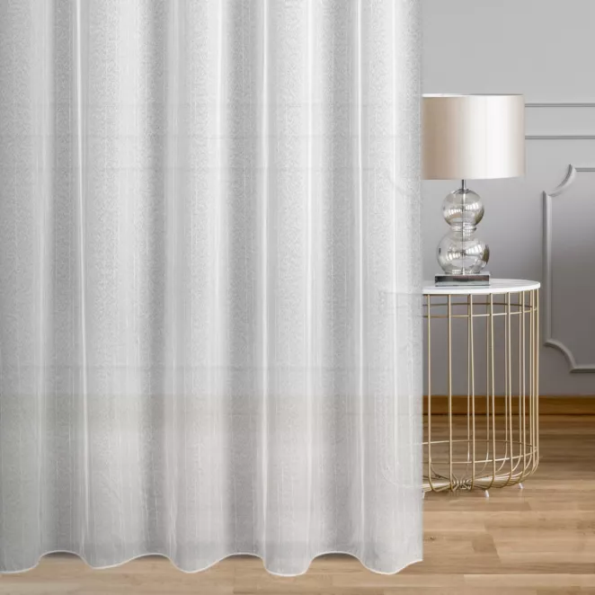 Firana szyta na taśmie 5 cm naturalna z matowej tkaniny o strukturze markizety, z efektem deszczyku, wykończona obciążnikiem