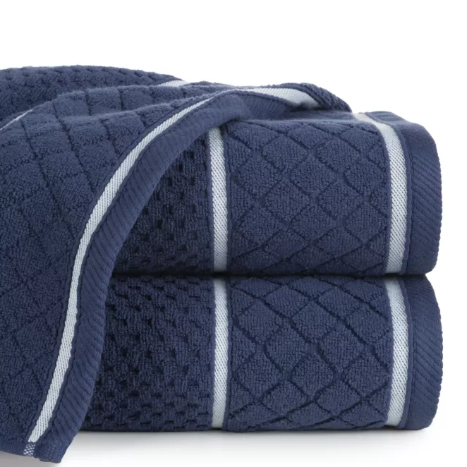 Ręcznik kąpielowy 70x140 cm bawełniany kolor granatowy o strukturze krateczki z ozdobną bordiurą 500 g/m2 FAVORI