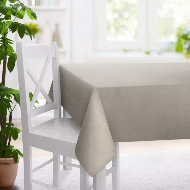 Obrus szyty ITALIA brązowy z tkaniny welwetowej o delikatnym połysku